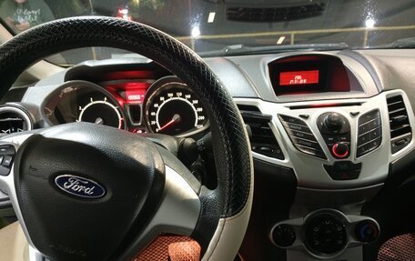 Ford Fiesta, 2010 год, 600 000 рублей, 6 фотография