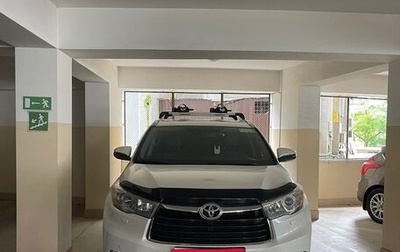 Toyota Highlander III, 2014 год, 3 000 000 рублей, 1 фотография