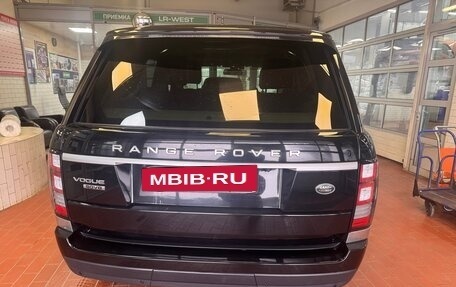 Land Rover Range Rover IV рестайлинг, 2015 год, 4 600 000 рублей, 12 фотография