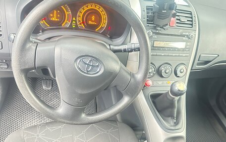 Toyota Auris II, 2009 год, 590 000 рублей, 12 фотография
