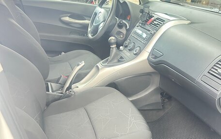 Toyota Auris II, 2009 год, 590 000 рублей, 11 фотография