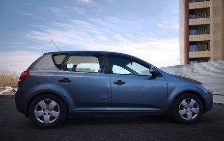 KIA cee'd I рестайлинг, 2007 год, 611 000 рублей, 10 фотография
