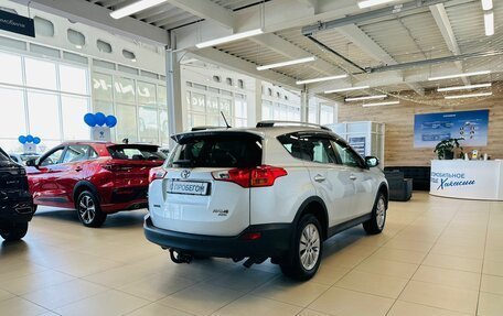 Toyota RAV4, 2013 год, 2 829 000 рублей, 6 фотография