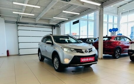 Toyota RAV4, 2013 год, 2 829 000 рублей, 8 фотография