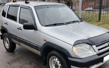 Chevrolet Niva I рестайлинг, 2006 год, 259 300 рублей, 2 фотография