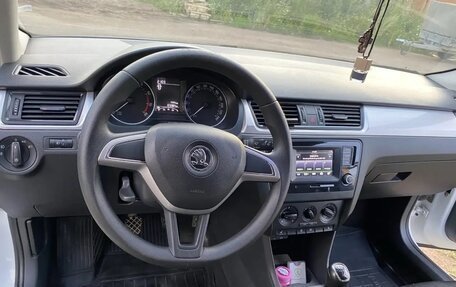 Skoda Rapid I, 2017 год, 999 000 рублей, 14 фотография