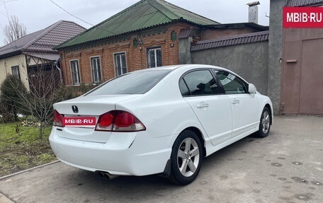 Honda Civic VIII, 2010 год, 900 000 рублей, 4 фотография