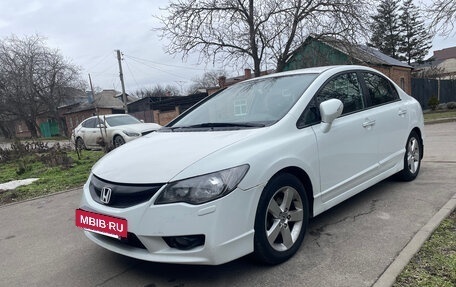 Honda Civic VIII, 2010 год, 900 000 рублей, 2 фотография