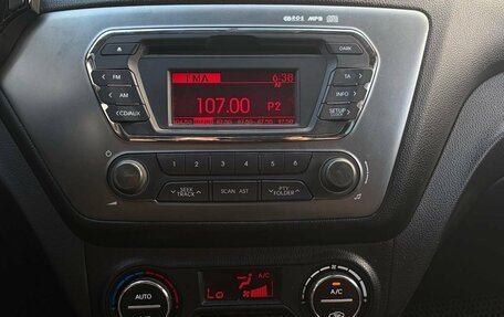 KIA Rio III рестайлинг, 2013 год, 945 000 рублей, 16 фотография