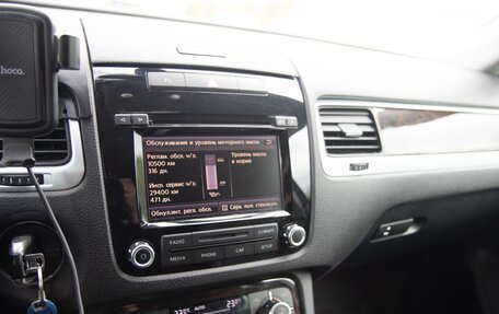 Volkswagen Touareg III, 2012 год, 2 042 400 рублей, 3 фотография