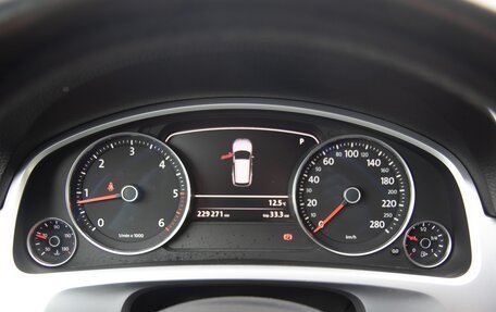 Volkswagen Touareg III, 2012 год, 2 042 400 рублей, 2 фотография