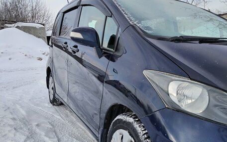 Honda Freed I, 2011 год, 819 000 рублей, 2 фотография