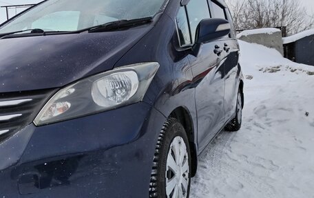 Honda Freed I, 2011 год, 819 000 рублей, 3 фотография