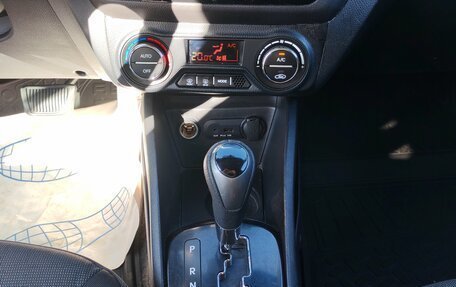 KIA Rio III рестайлинг, 2011 год, 750 000 рублей, 7 фотография