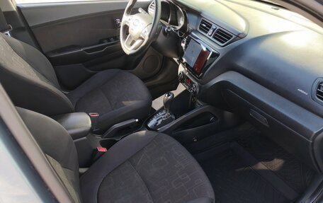 KIA Rio III рестайлинг, 2011 год, 750 000 рублей, 11 фотография