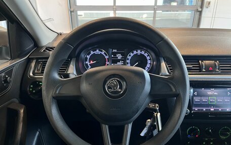 Skoda Rapid I, 2018 год, 1 350 000 рублей, 10 фотография