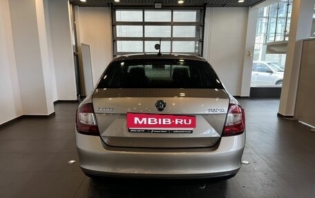 Skoda Rapid I, 2018 год, 1 350 000 рублей, 4 фотография