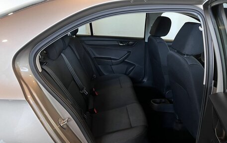 Skoda Rapid I, 2018 год, 1 350 000 рублей, 17 фотография