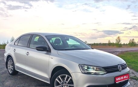 Volkswagen Jetta VI, 2013 год, 780 000 рублей, 1 фотография