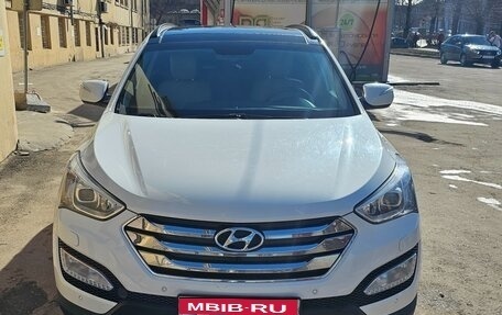 Hyundai Santa Fe III рестайлинг, 2013 год, 1 800 000 рублей, 1 фотография
