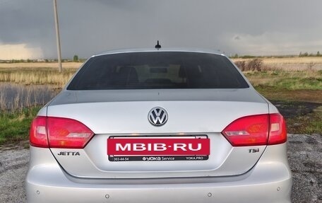 Volkswagen Jetta VI, 2013 год, 780 000 рублей, 3 фотография