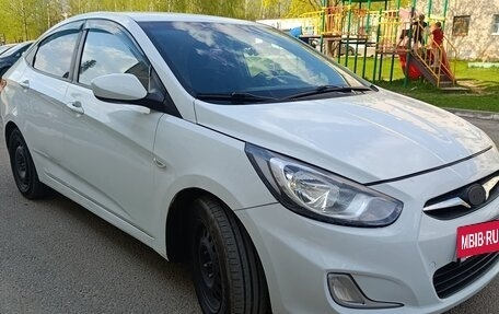 Hyundai Solaris II рестайлинг, 2014 год, 530 000 рублей, 6 фотография