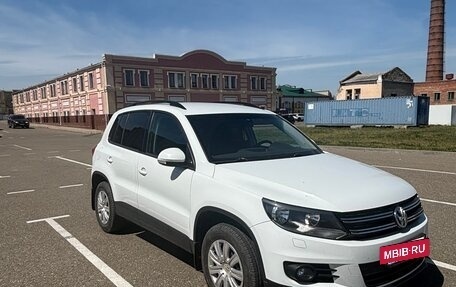 Volkswagen Tiguan I, 2014 год, 1 700 000 рублей, 2 фотография