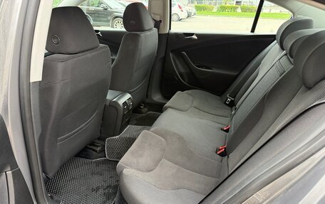 Volkswagen Passat B6, 2008 год, 590 000 рублей, 10 фотография
