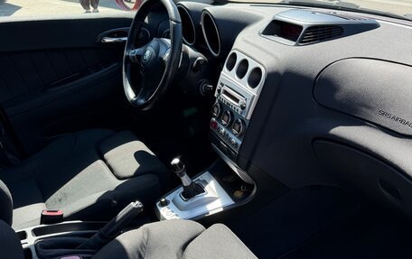 Alfa Romeo 156 I рестайлинг 1, 2004 год, 700 000 рублей, 12 фотография