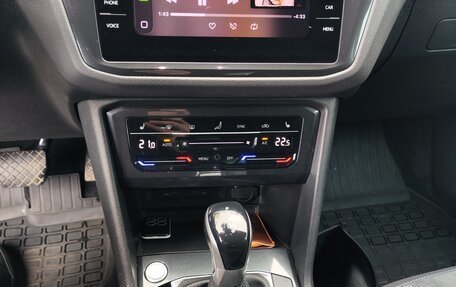 Volkswagen Tiguan II, 2021 год, 2 870 000 рублей, 13 фотография