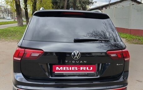Volkswagen Tiguan II, 2021 год, 2 870 000 рублей, 8 фотография