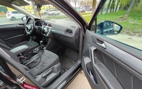 Volkswagen Tiguan II, 2021 год, 2 870 000 рублей, 22 фотография