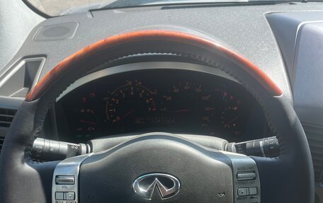 Infiniti QX56, 2004 год, 1 300 000 рублей, 9 фотография