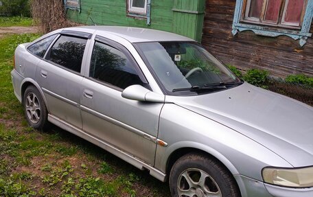 Opel Vectra B рестайлинг, 2000 год, 145 000 рублей, 3 фотография