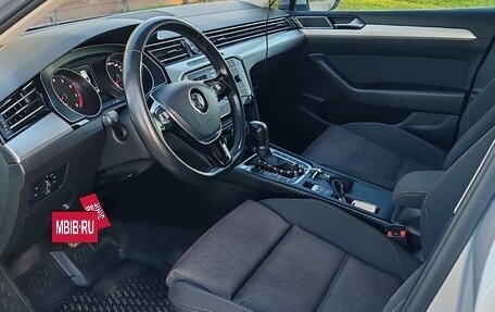 Volkswagen Passat B8 рестайлинг, 2015 год, 1 850 000 рублей, 9 фотография