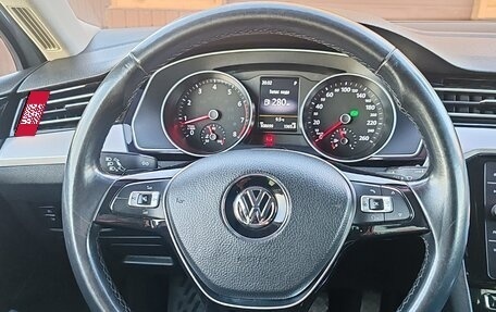 Volkswagen Passat B8 рестайлинг, 2015 год, 1 850 000 рублей, 7 фотография