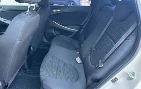 Hyundai Solaris II рестайлинг, 2015 год, 1 099 000 рублей, 12 фотография