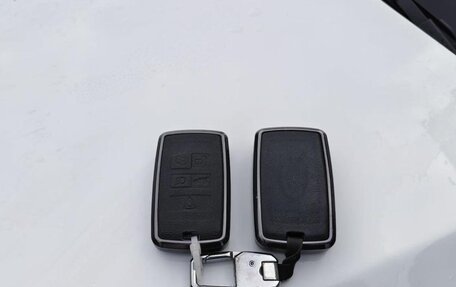 Land Rover Range Rover Evoque II, 2021 год, 4 444 444 рублей, 19 фотография