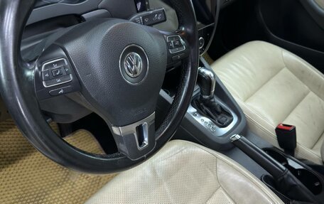 Volkswagen Jetta VI, 2012 год, 740 000 рублей, 12 фотография
