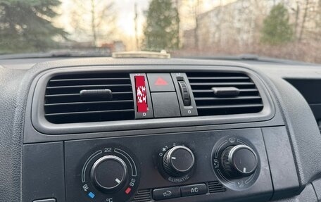 Skoda Fabia II, 2008 год, 350 000 рублей, 14 фотография