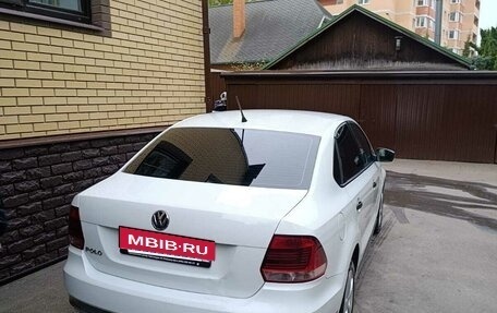 Volkswagen Polo VI (EU Market), 2015 год, 700 000 рублей, 4 фотография