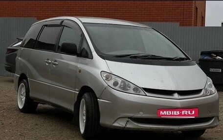 Toyota Estima III рестайлинг -2, 2002 год, 650 000 рублей, 2 фотография