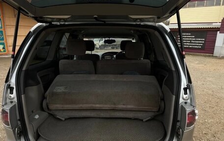 Toyota Estima III рестайлинг -2, 2002 год, 650 000 рублей, 9 фотография