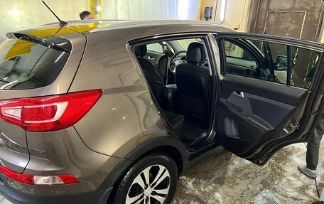 KIA Sportage III, 2013 год, 555 555 рублей, 2 фотография