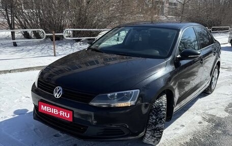Volkswagen Jetta VI, 2012 год, 950 000 рублей, 1 фотография
