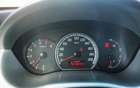 Suzuki Swift III, 2005 год, 350 000 рублей, 14 фотография