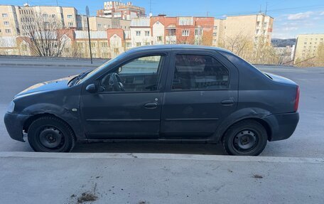 Renault Logan I, 2006 год, 140 000 рублей, 3 фотография