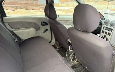 Renault Logan I, 2006 год, 140 000 рублей, 11 фотография