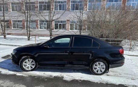 Volkswagen Jetta VI, 2012 год, 950 000 рублей, 3 фотография