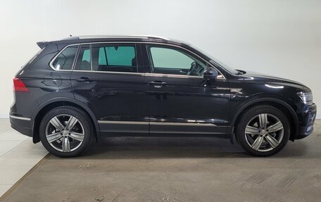 Volkswagen Tiguan II, 2019 год, 2 495 000 рублей, 5 фотография